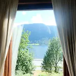 아파트 With View In Jolster Årdal