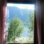 With View In Jolster *